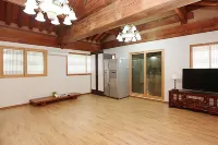 Hongcheon Kiwajib Punggyeong Hanok Stay