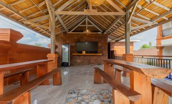 Candra Loka Studio & Apartment by The Loka
