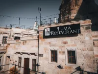 Peruna Cave Hotels near Sunset/Sunrise/Balloons Highest View point in Goreme