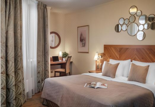 크라운 팰리스 아파트먼트 내부