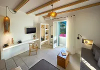 Perigiali Rooms & Apartments Folegandros