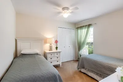 3 Bedroom Budget Home with Private Pool Hotels near Publix Super Market at Champions Gate Village