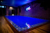 Esenin Hotel - Pools