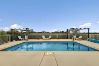 The Oxley Estate - 4-Star