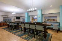 Super 8 by Wyndham Belgrade/Bozeman Airport - Lemmikkieläimet sallittu