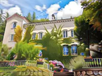 Villa Aimée Luxury Apartments with Heated Pool Hotels in Chirols