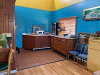 America's Stay Inn Stewartville - parking
