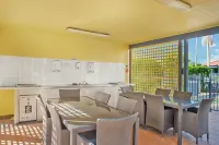 South Pacific Apartments Hotels in Port Macquarie