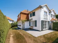 Villa in Koksijde Near the Beach