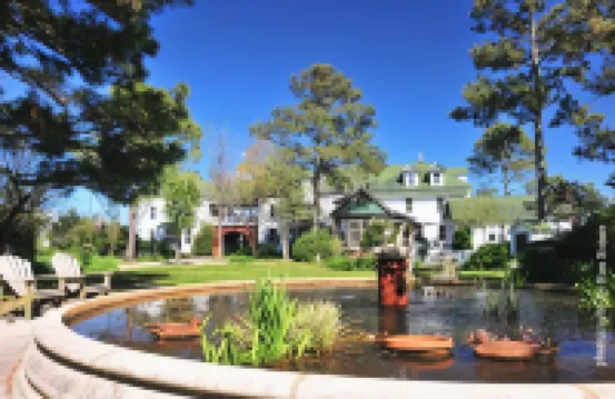 Roanoke Island Inn Hotel di Manteo