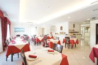 Hotel Pigalle - Breakfast