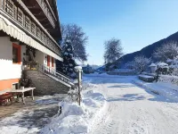 Residence Obermoarhof - Family Apartments with Pool & Playground Hotel a Rio di Pusteria