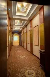 Altyn Adam Hotel - 停車場