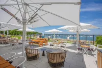Maremüritz Yachthafen Resort Hôtels à : Waren