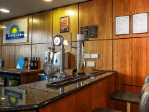 Days Inn by Wyndham Peterborough Hotels in Peterborough