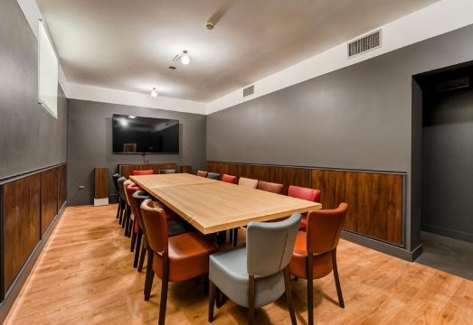 호텔 산 프란체스코 로마의 아름다운 루프탑 테라스 전경