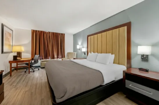 Quality Inn Hotels near Rocky Mount City Lake and Park