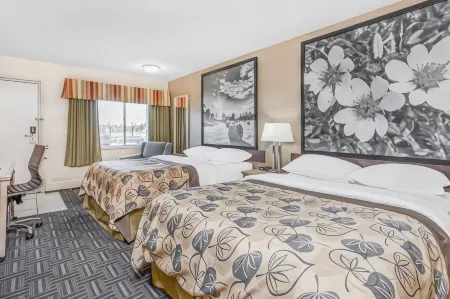 Super 8 by Wyndham Stettler Отели в г. Стетлер