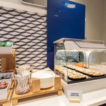 Holiday Inn Express & Suites EDMONTON-INTERNATIONAL AIRPORT by IHG
