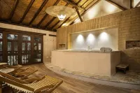 Hotel Casa Alcestre - parking