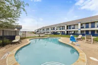 Days Inn by Wyndham McKinney