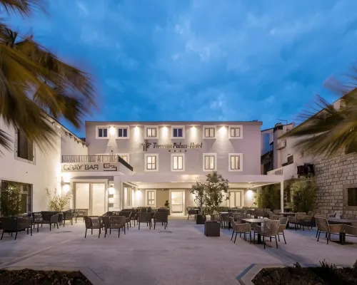 Torretta Palace Hotel Hotels in Turanj
