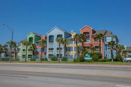 Elegant Beach Condo, Amazing Ocean Views, W/D