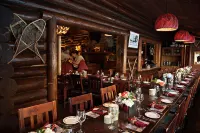 Storm Mountain Lodge & Cabins - breakfast