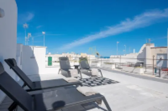 TD Casa Altomare with Terrace over Historic Center