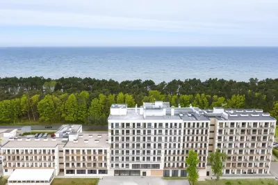 Blue Marine Mielno Hoteles cerca de Zegar Słoneczny w Parku im. Książąt Pomorskich