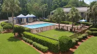 Days Inn by Wyndham Jacksonville Airport - Swimmingpools