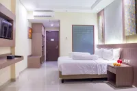 Nevada Hotel Ketapang Hotels near Matahari Ketapang
