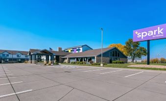 Spark by Hilton Cedar Falls
