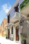 Marea Boutique Suites