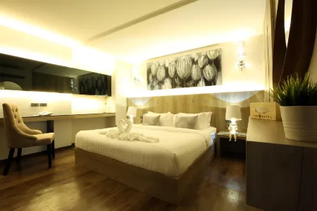 The  28th  Hotel