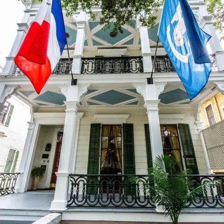 Degas House