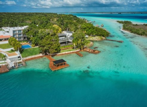 Cristalino Lagoon Front Hotel, Restaurant & Spa