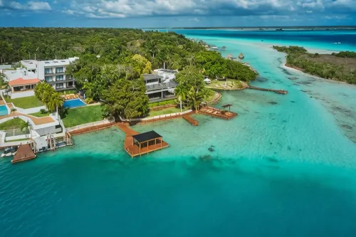 Cristalino Lagoon Front Hotel, Restaurant & Spa