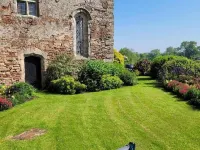 Blackmore Farm - parking