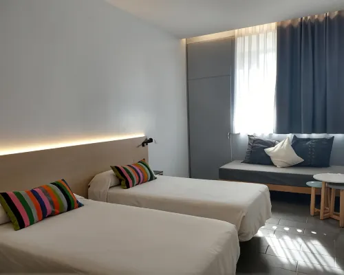 Centre Esplai Albergue Hotels in El Prat de Llobregat