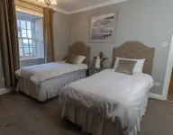 Luxury Waterfront home on stunning Findhorn Bay. Hotels in 