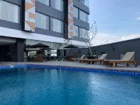 Zenith Premiere Hotel Baubau Hotels in Wolio