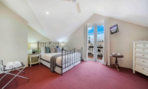 Fremantle Port Mill Bed & Breakfast - Unique Accommodation