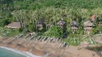 Coral View Villas Hotel dekat Menara Suar Gili Selang
