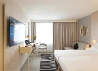 Novotel Antwerpen Hotel in zona Kloosterstraat