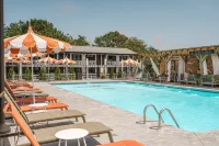 Uncommoner Hotel by Reverie Boutique Collection - View biển