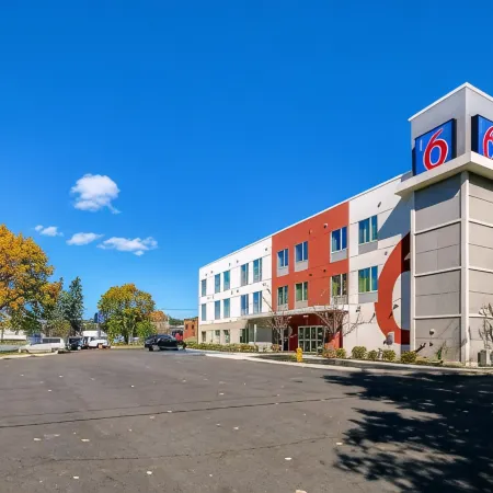 Motel 6 Allentown, PA