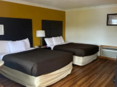 Econo Lodge at the Falls North Hotéis em Niagara County