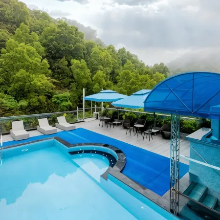 Cat Ba Wonder Hotel