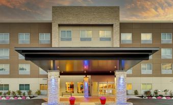 Holiday Inn Express & Suites Middletown - Goshen